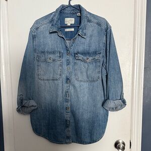 Universal Thread Blue Denim Top